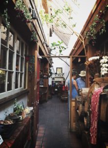 the inside passage of the restaurant that connects the front entrance into the dining area